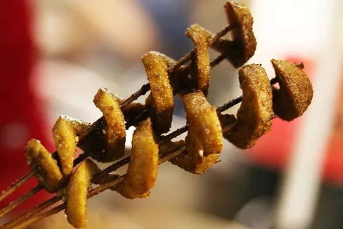 燈光與煙火的奇妙結(jié)合,這個春節(jié)我們用溫暖陪您過年